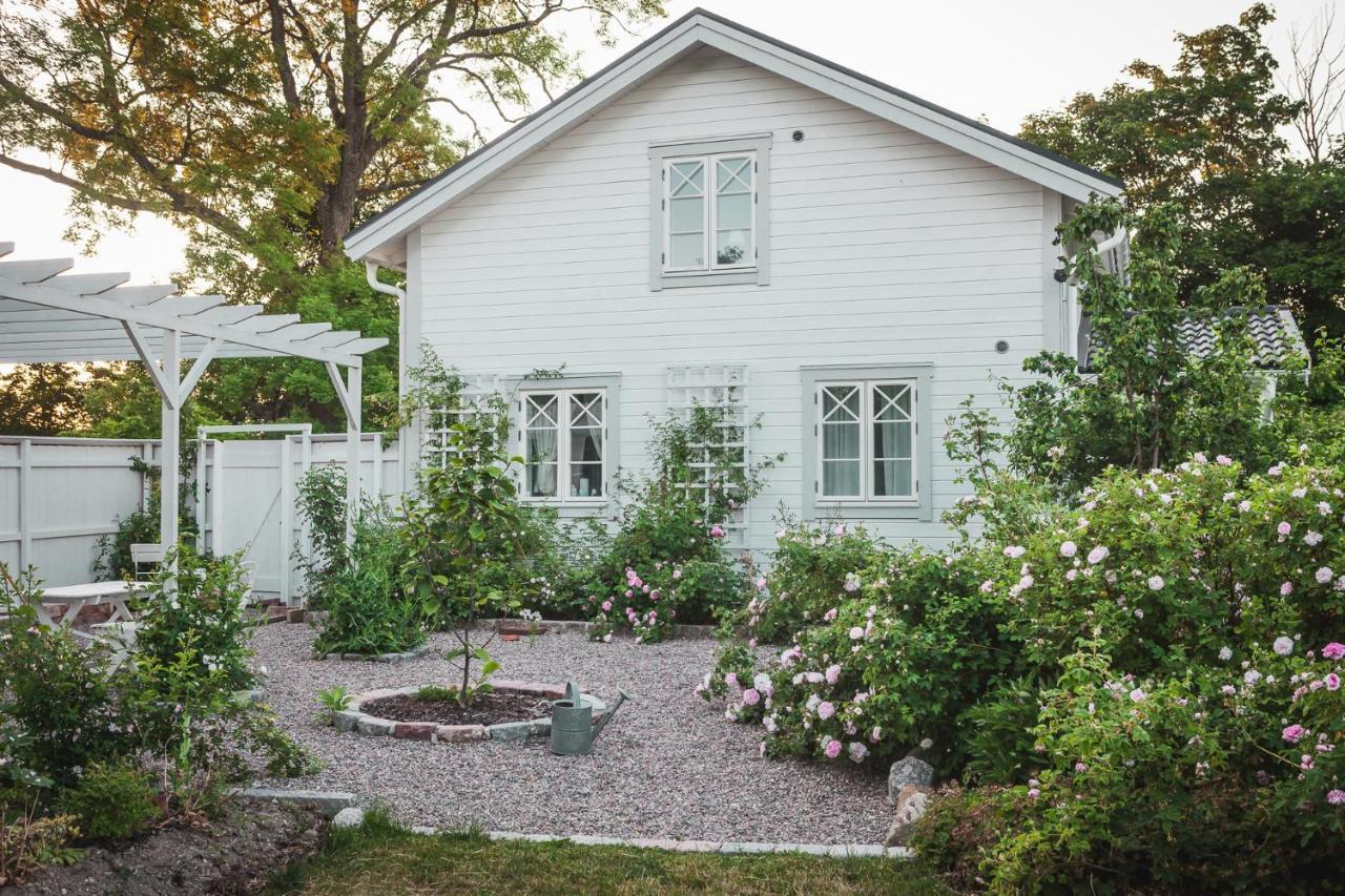 Vallby Cottage Enköping Екстериор снимка