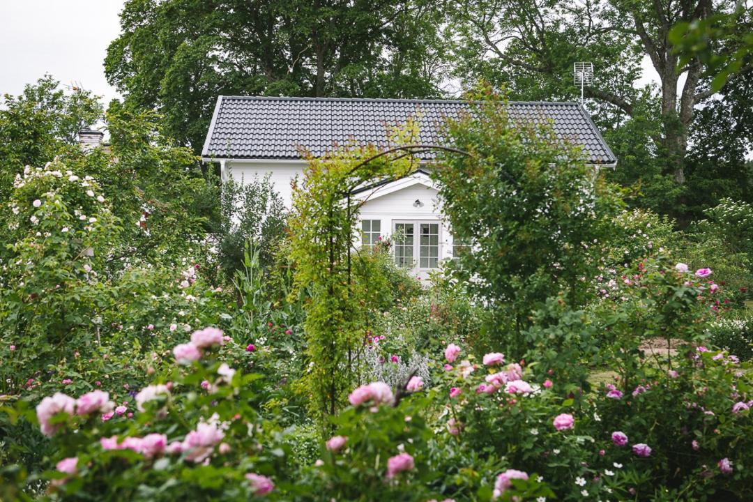 Vallby Cottage Enköping Екстериор снимка